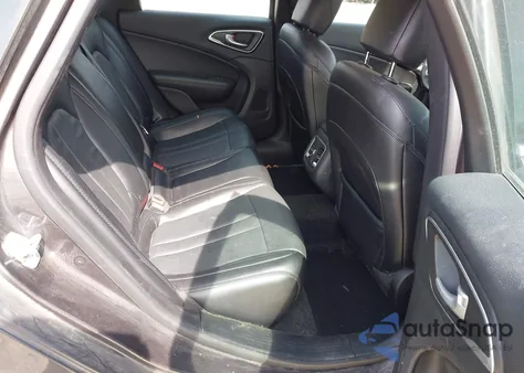 2015 Chrysler 200 C from USA, damaged, VIN 1C3CCCCG9FN686747